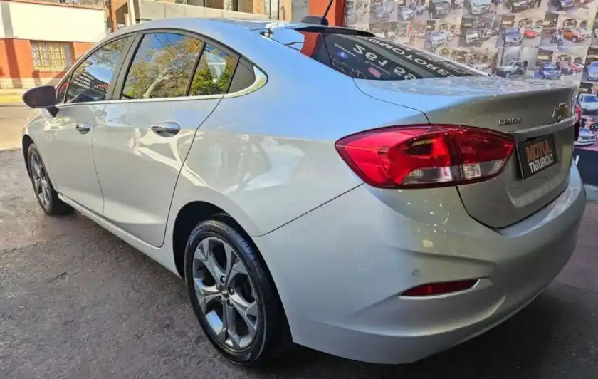 Chevrolet Cruze  2022 - foto 3