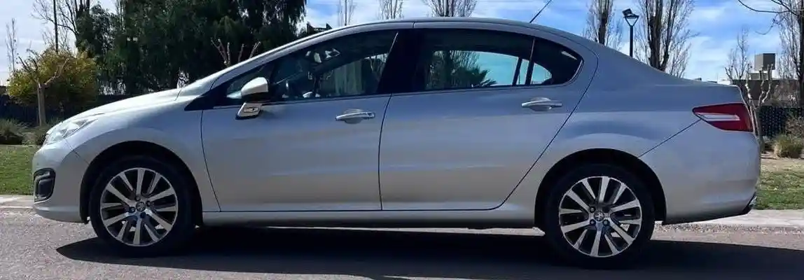 Peugeot 408  2017 - foto 2