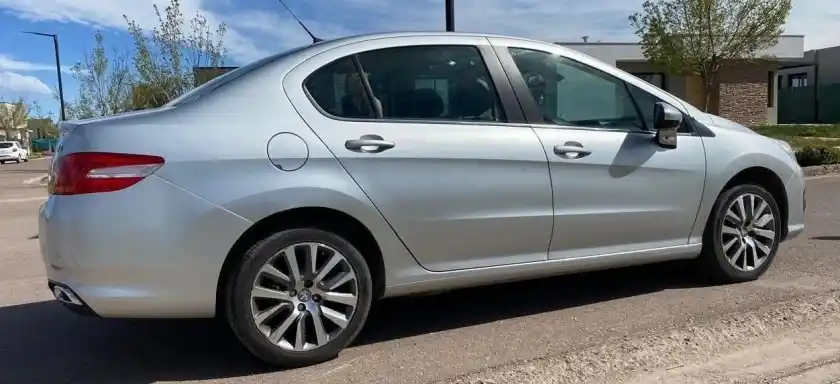 Peugeot 408  2017 - foto 3
