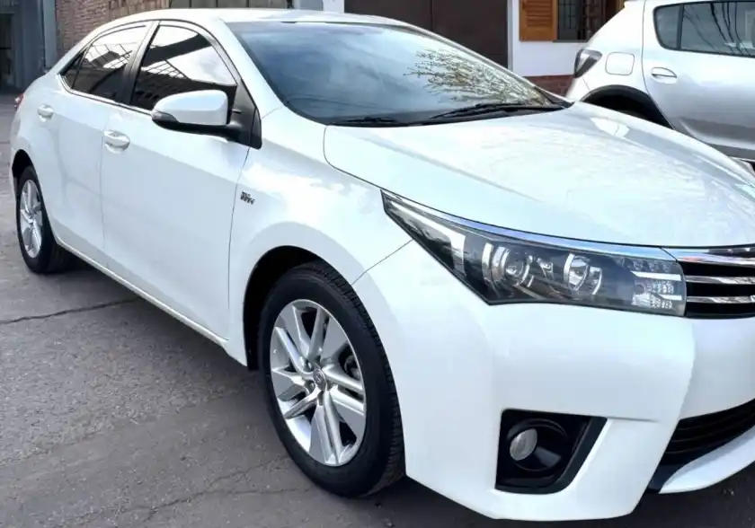 Toyota Corolla  2014 - foto 2