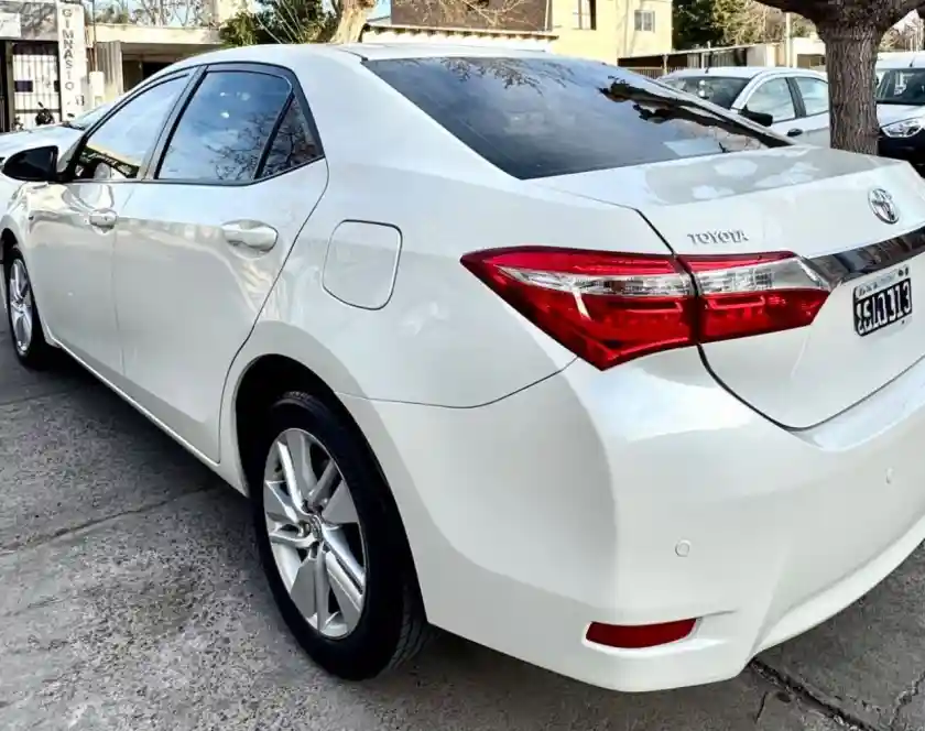 Toyota Corolla  2014 - foto 4