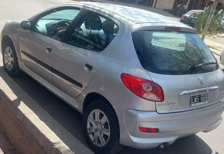 Peugeot 207  2012 - foto 4