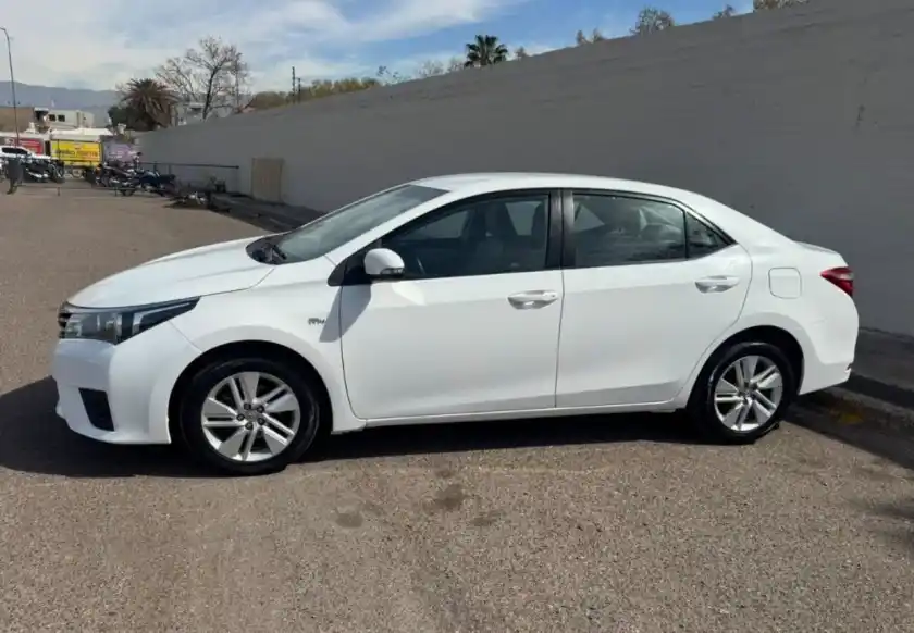 Toyota Corolla  2016 - foto 3
