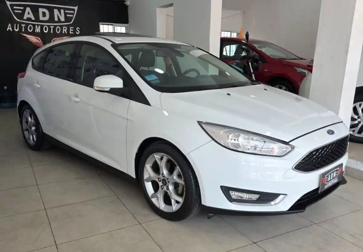 Ford Focus  2016 - foto 2