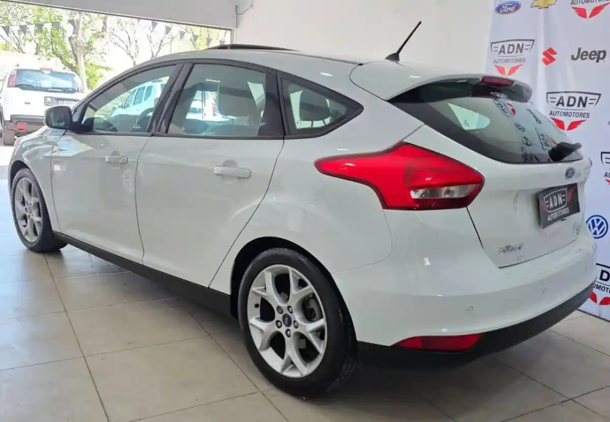 Ford Focus  2016 - foto 3