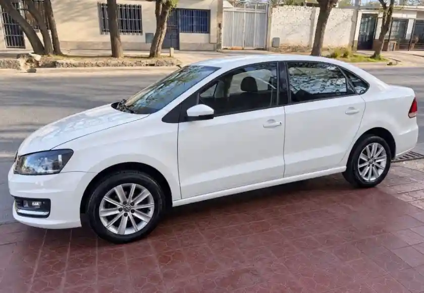 Volkswagen Polo  2017 - foto 2