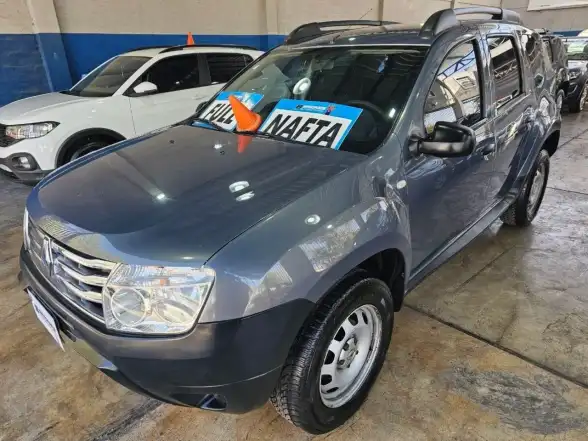 Renault Duster  2012 - foto 1