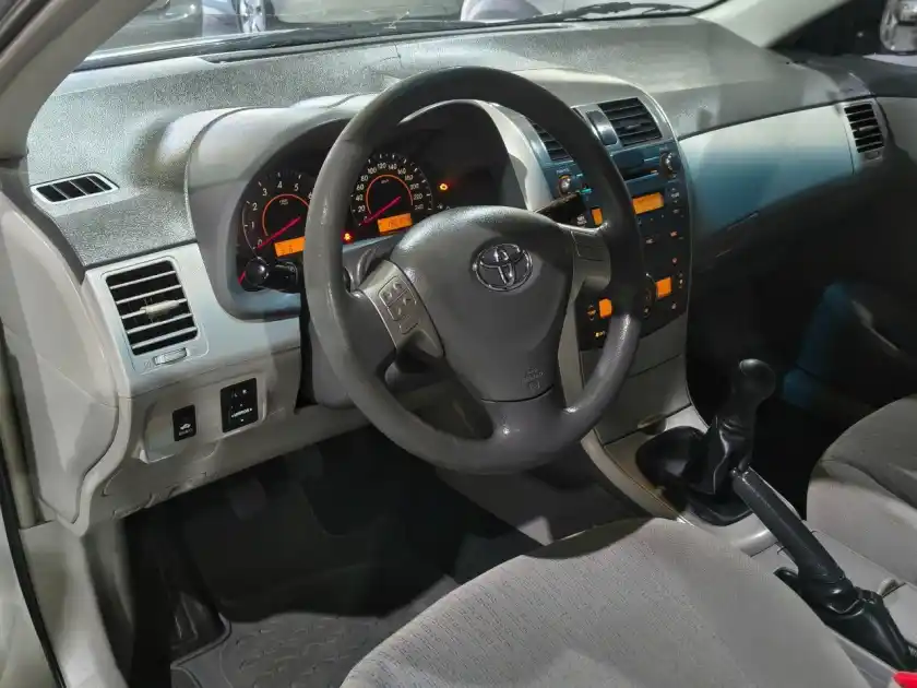 Toyota Corolla  2011 - foto 3