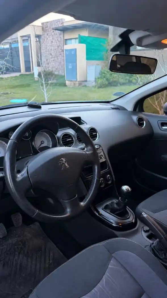 Peugeot 308  2017 - foto 4