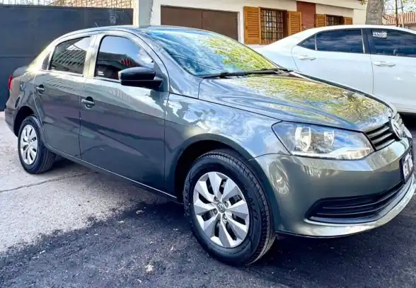 Volkswagen Voyage  2013 - foto 2