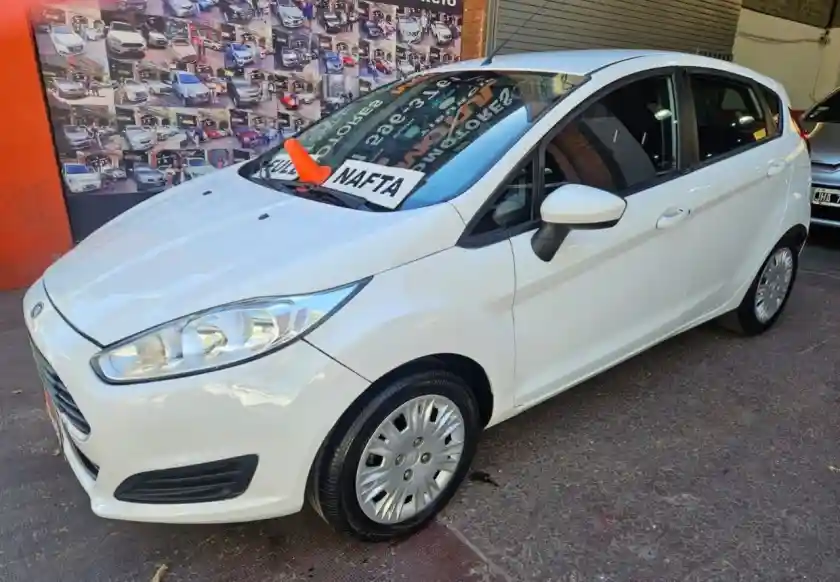Ford Fiesta Kd  2015 - foto 1