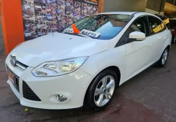 Ford Focus  2015 - foto 1