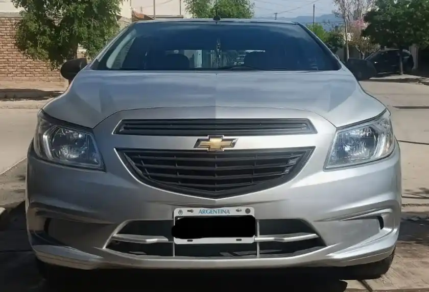 Chevrolet Prisma  2015 - foto 1