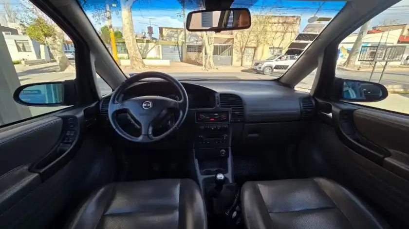 Chevrolet Zafira  2010 - foto 5