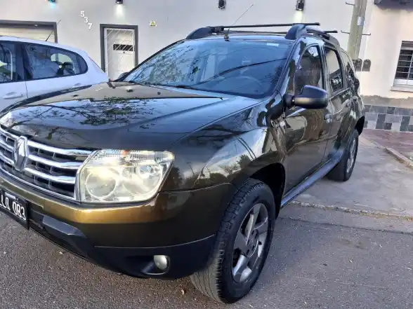 Renault Duster  2012 - foto 1