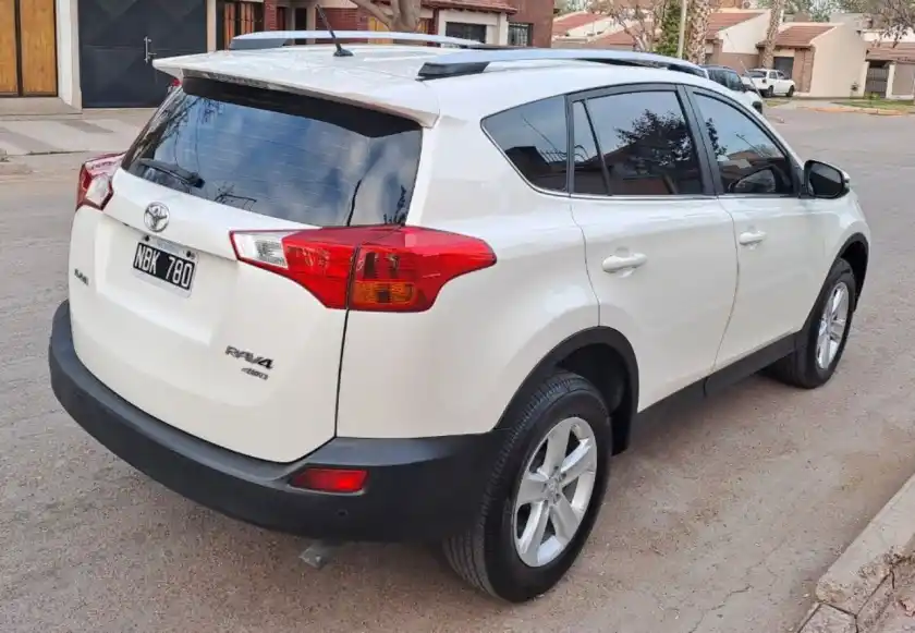 Toyota Rav4  2013 - foto 4