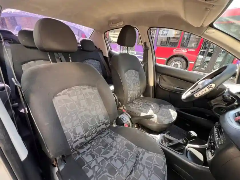 Peugeot 207  2010 - foto 5