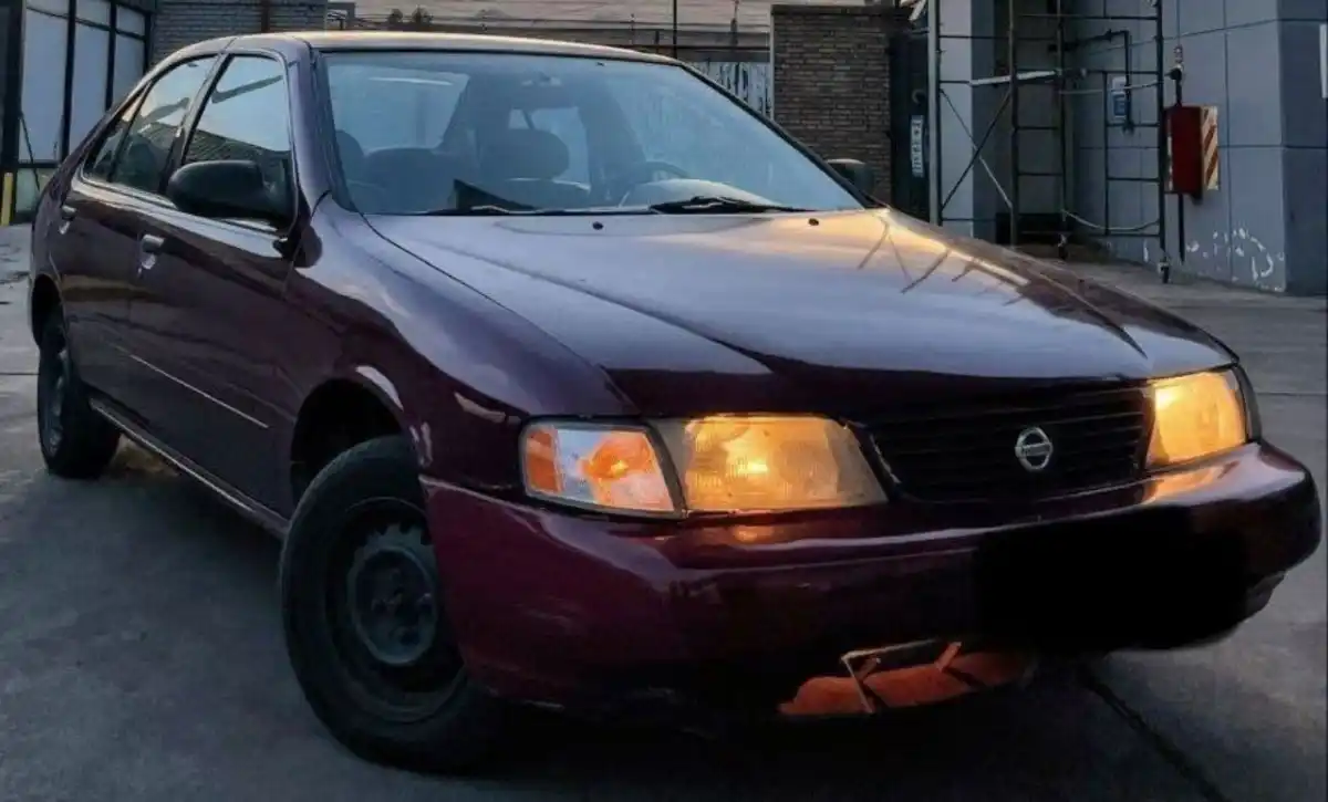 Nissan Sentra 1998 - foto 1