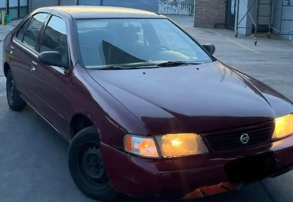 Nissan Sentra  1998 - foto 2