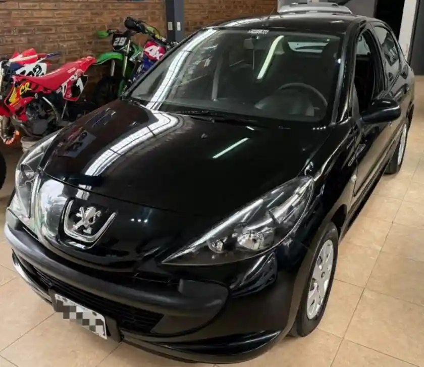 Peugeot 207  2011 - foto 1
