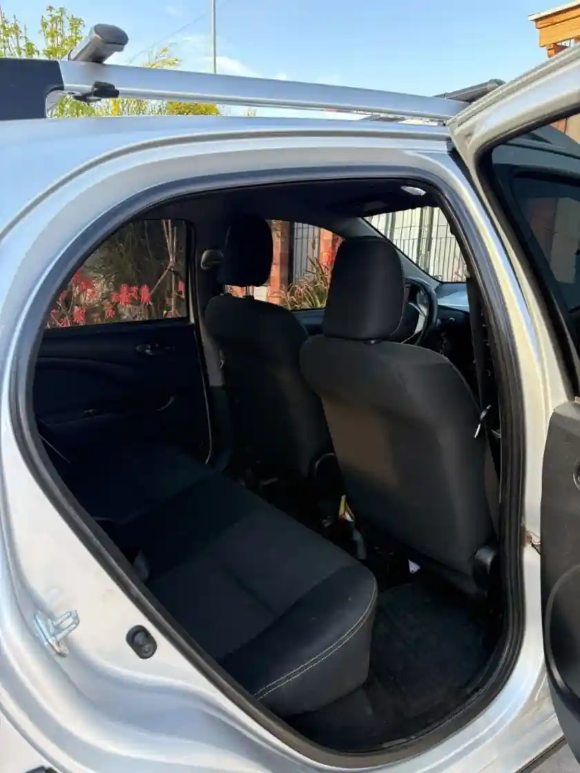 Toyota Etios  2016 - foto 4