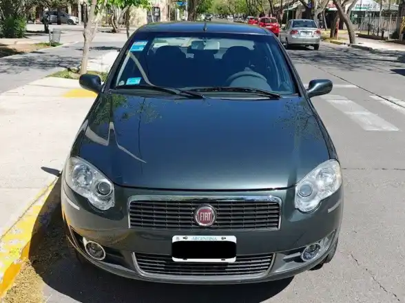 Fiat Siena  2010 - foto 2