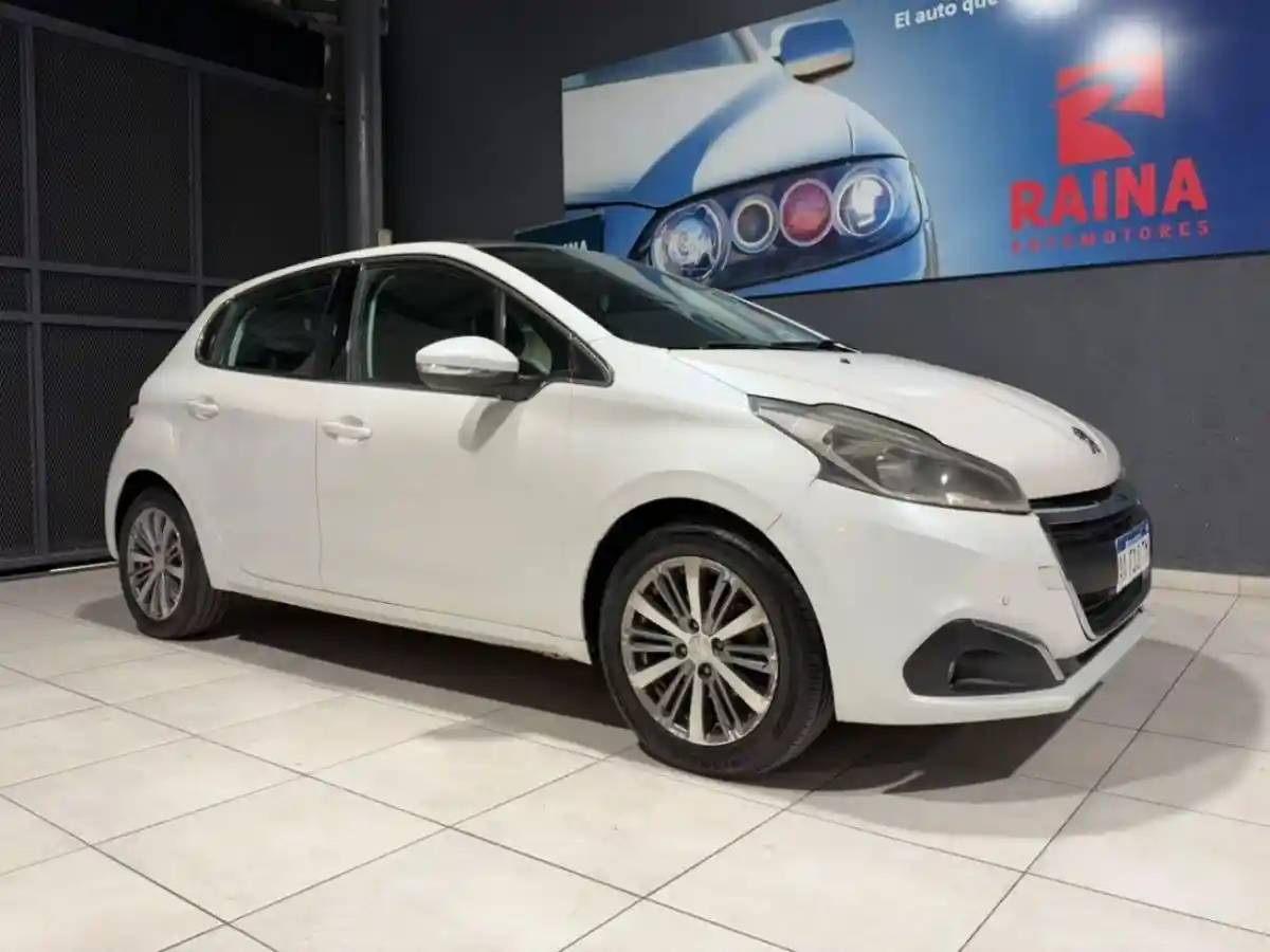 Peugeot 208  2016 - foto 2