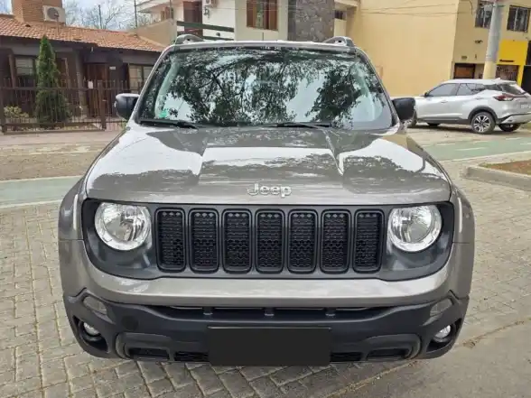 Jeep Renegade  2021 - foto 2