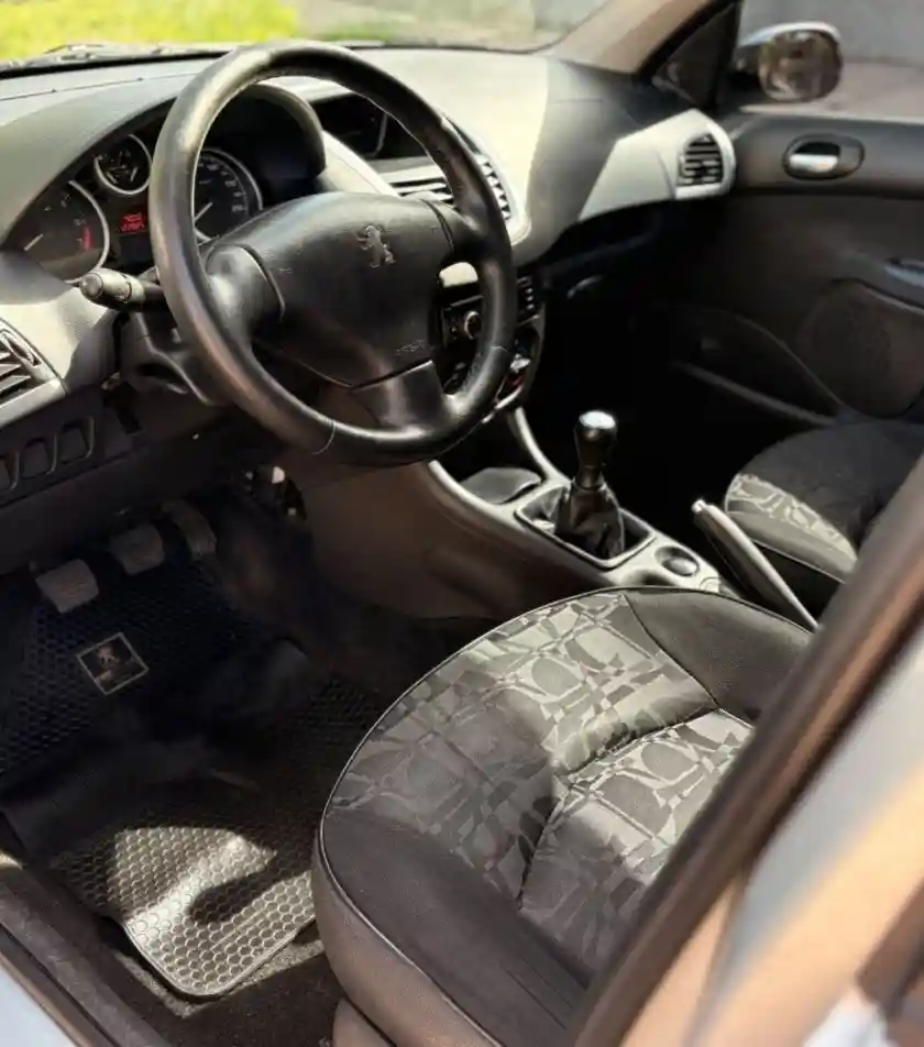 Peugeot 207  2011 - foto 5