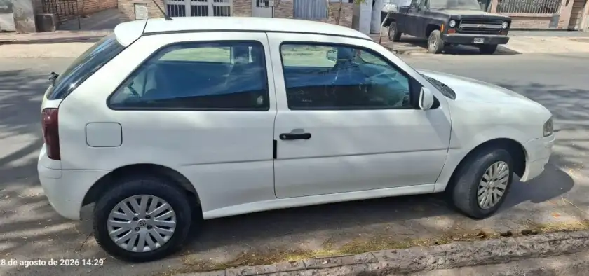 Volkswagen Gol  2013 - foto 4