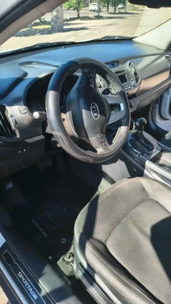 Kia Sportage  2012 - foto 3