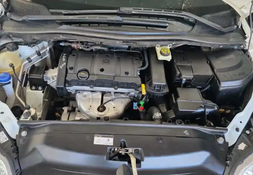 Citroën C4  2014 - foto 4