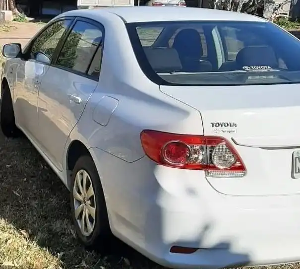 Toyota Corolla  2013 - foto 2