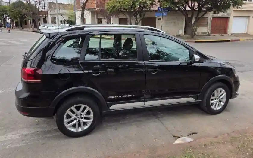 Volkswagen Suran  2016 - foto 2