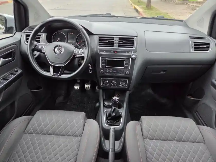 Volkswagen Suran  2016 - foto 4