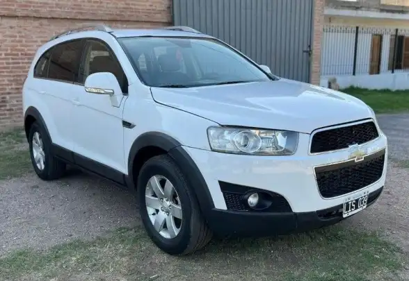 Chevrolet Captiva  2012 - foto 1