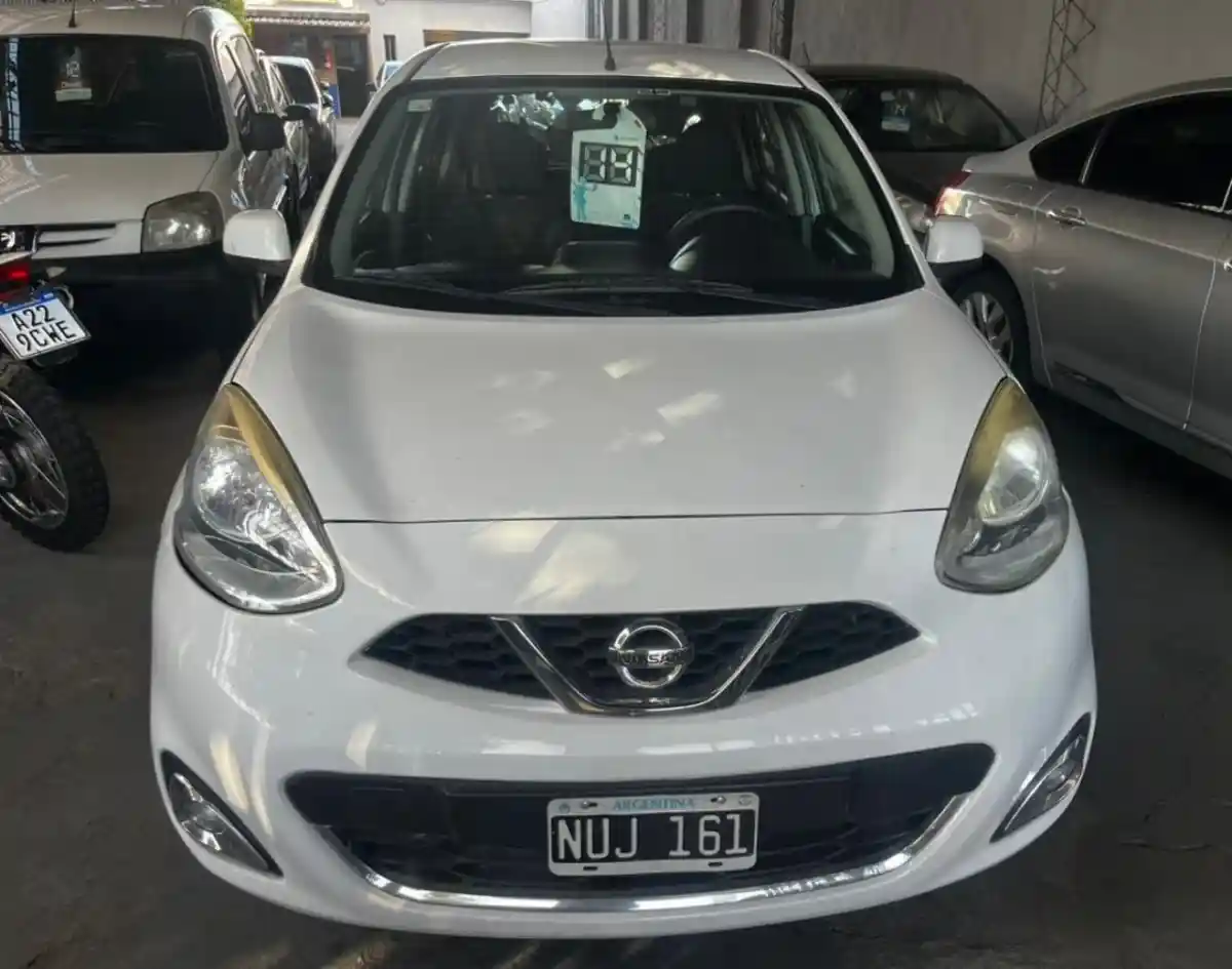 Nissan March  2014 - foto 2