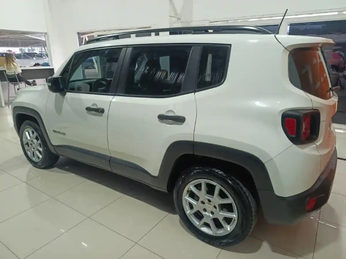 Jeep Renegade  2021 - foto 3