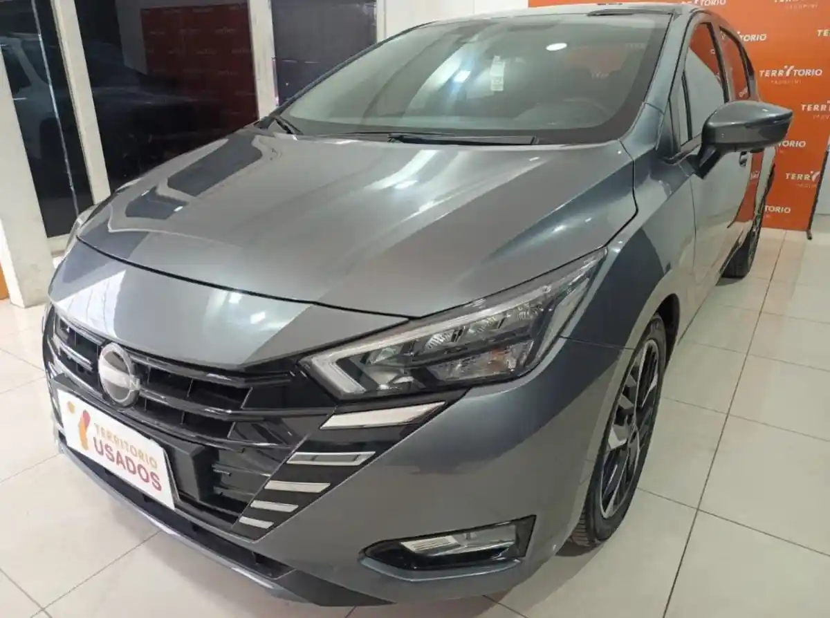 Nissan Versa 2024 - foto 1