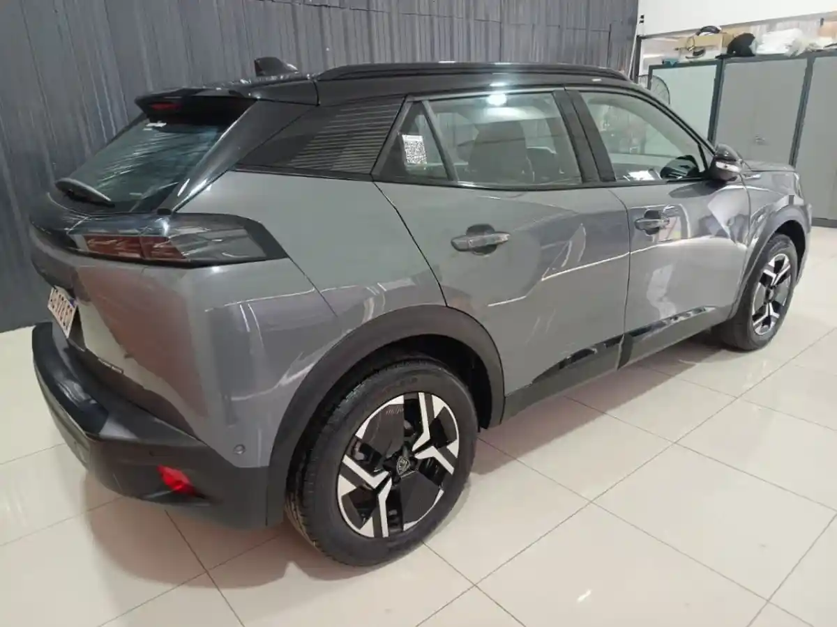Peugeot 2008  2025 - foto 4