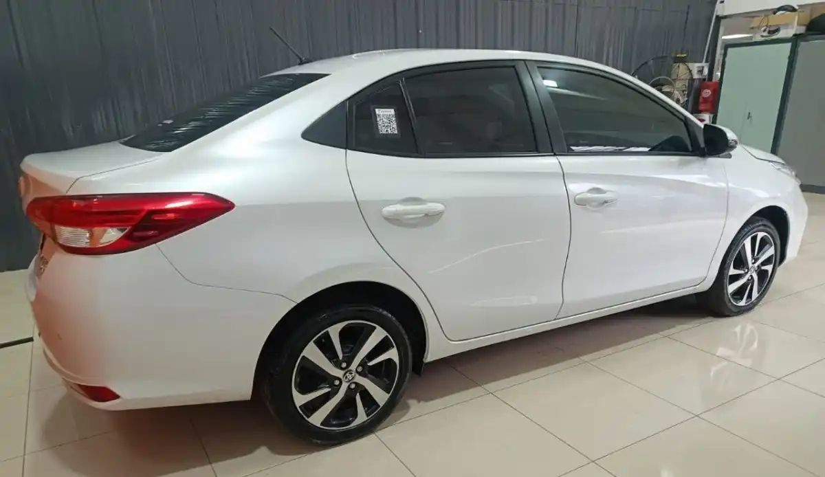 Toyota Yaris  2023 - foto 4