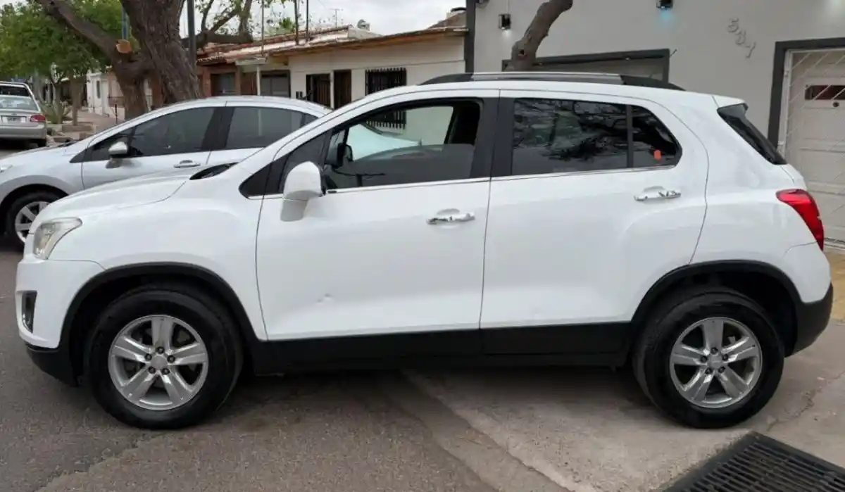Chevrolet Tracker  2015 - foto 2