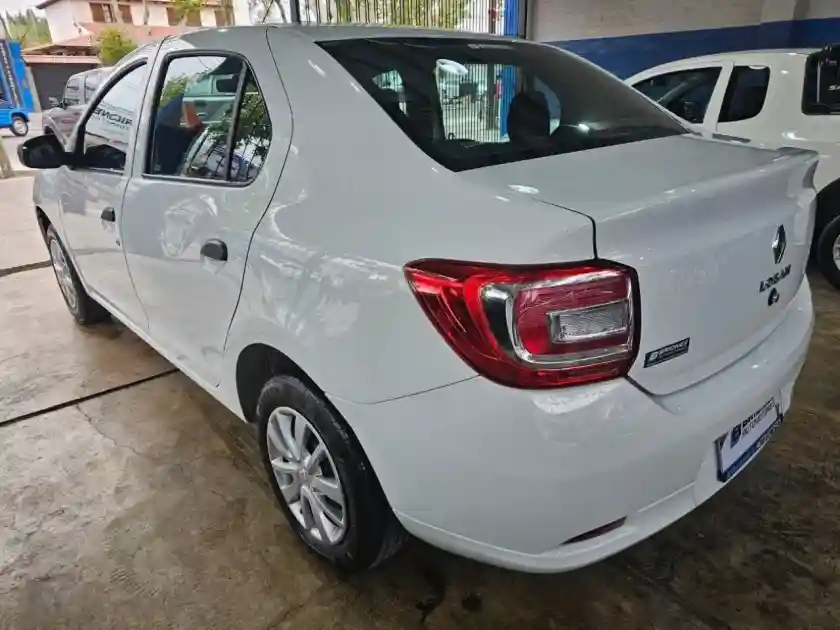 Renault Logan  2025 - foto 3