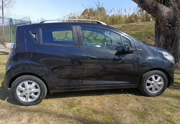 Chevrolet Spark  2012 - foto 2