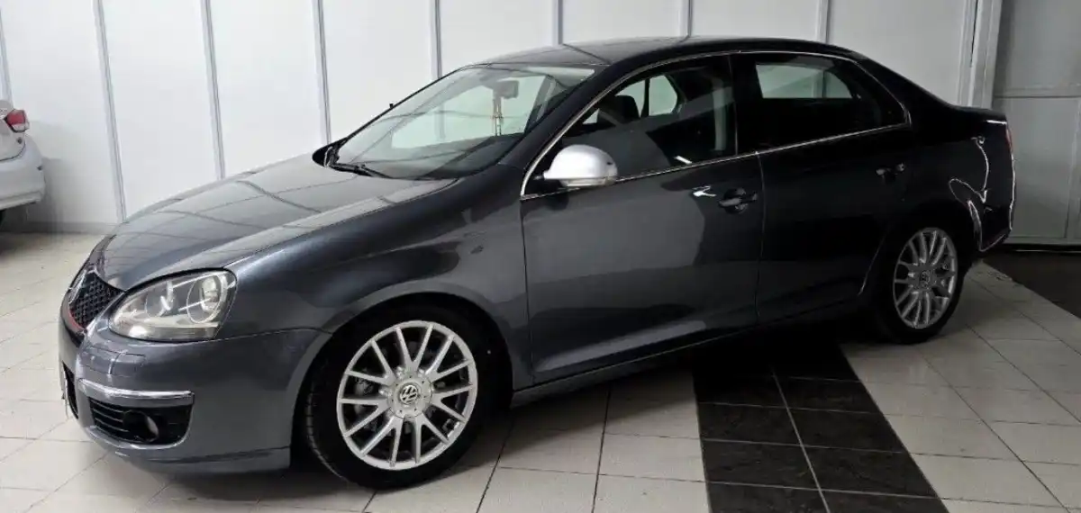 Volkswagen Vento 2008 - foto 1