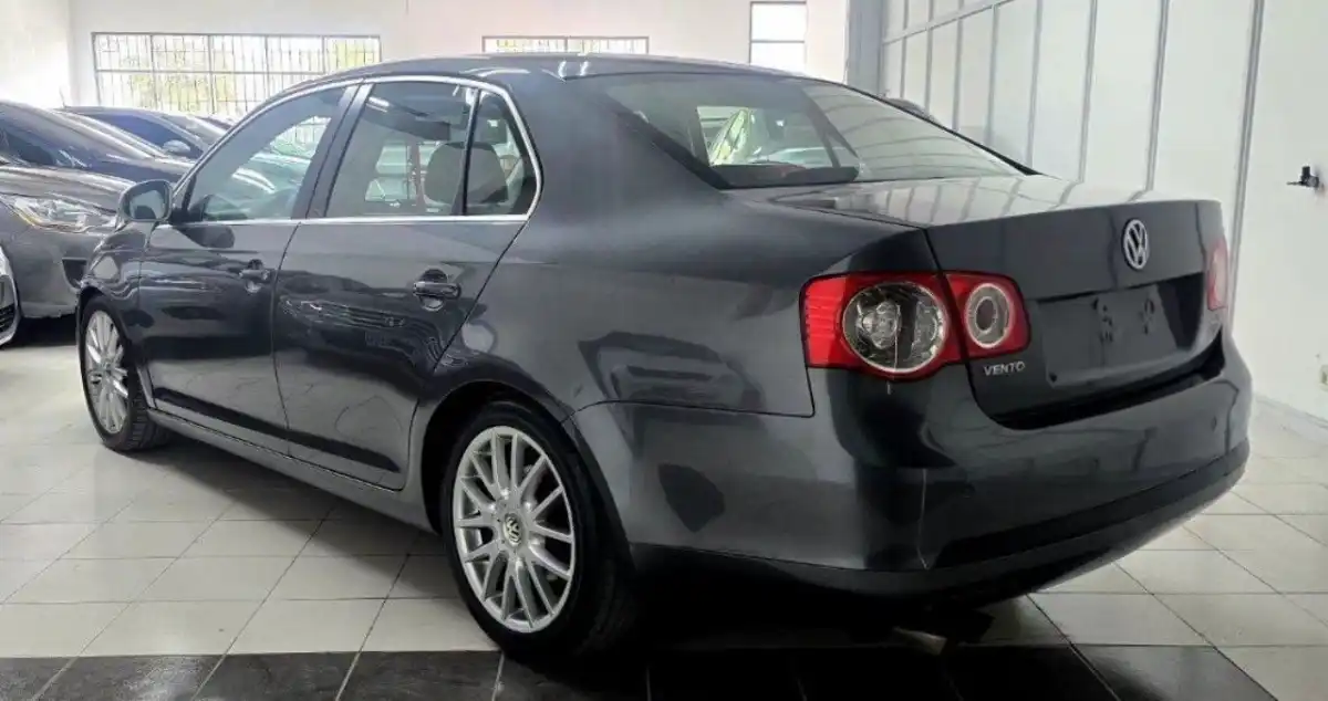 Volkswagen Vento  2008 - foto 3