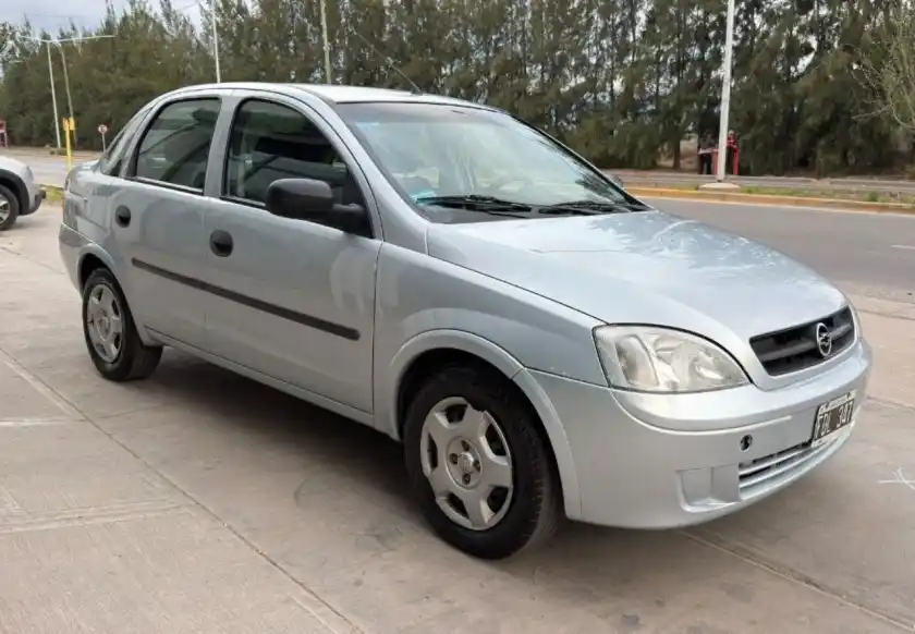 Chevrolet Corsa Ii  2005 - foto 1