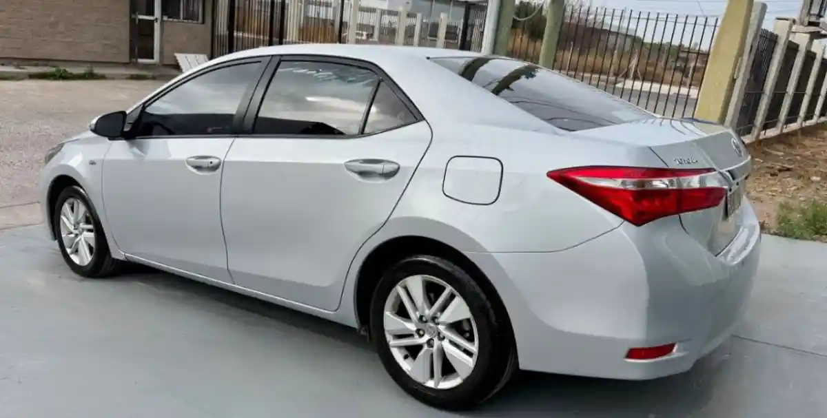 Toyota Corolla  2016 - foto 2