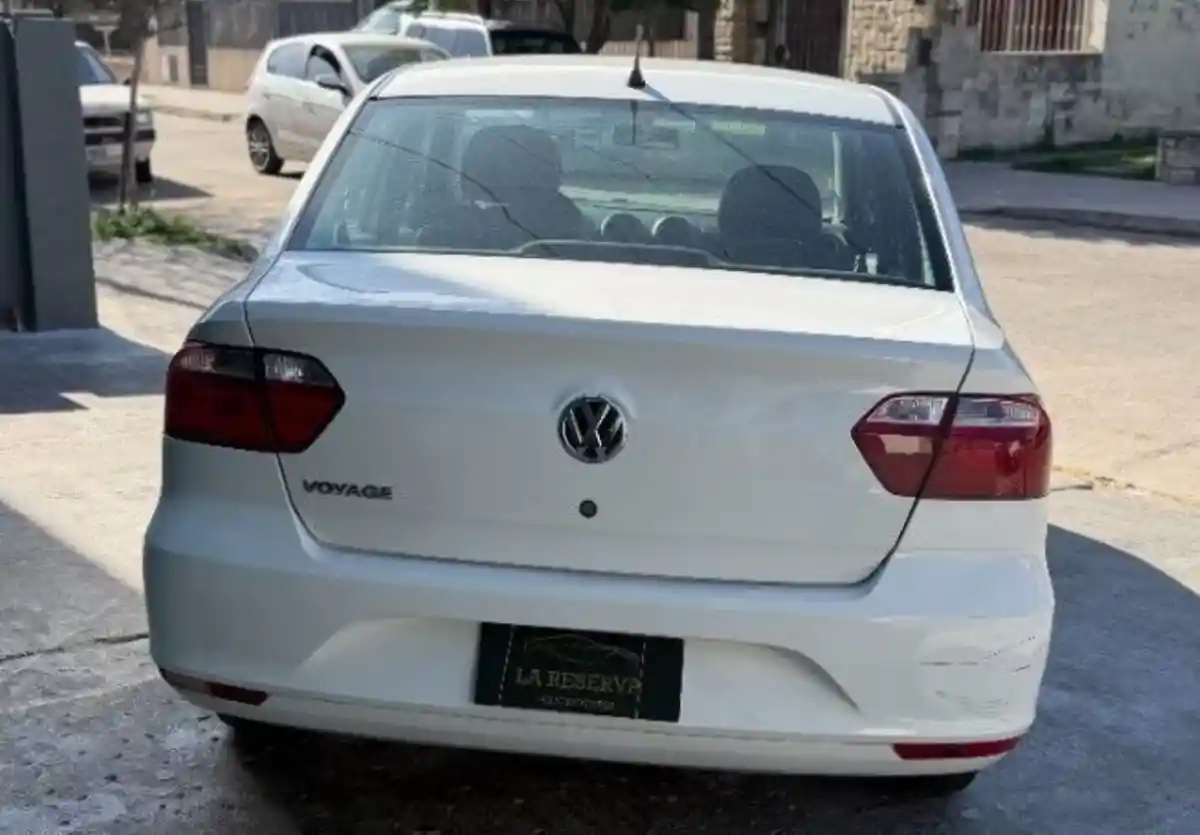 Volkswagen Voyage  2016 - foto 5