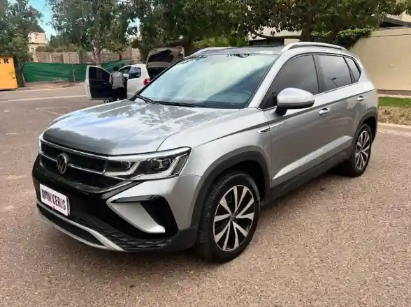 Volkswagen Taos  2022 - foto 1